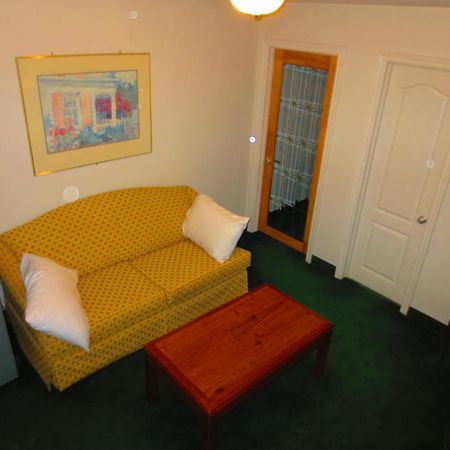 Canadiana Motel Hanover Exterior foto